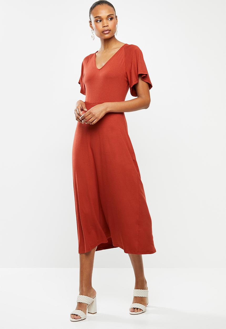 edit - V-neck flutter sleeve knit midi - rust