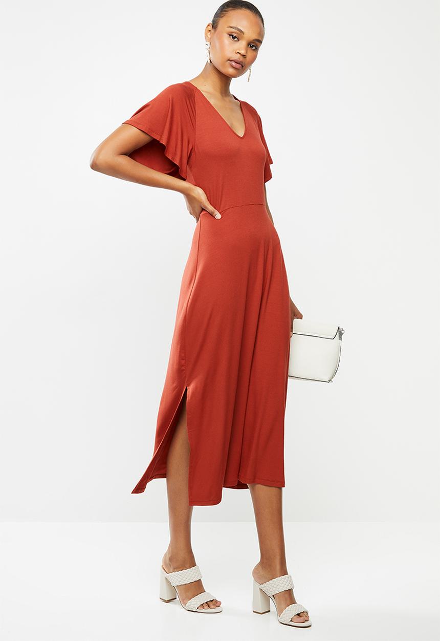edit - V-neck flutter sleeve knit midi - rust