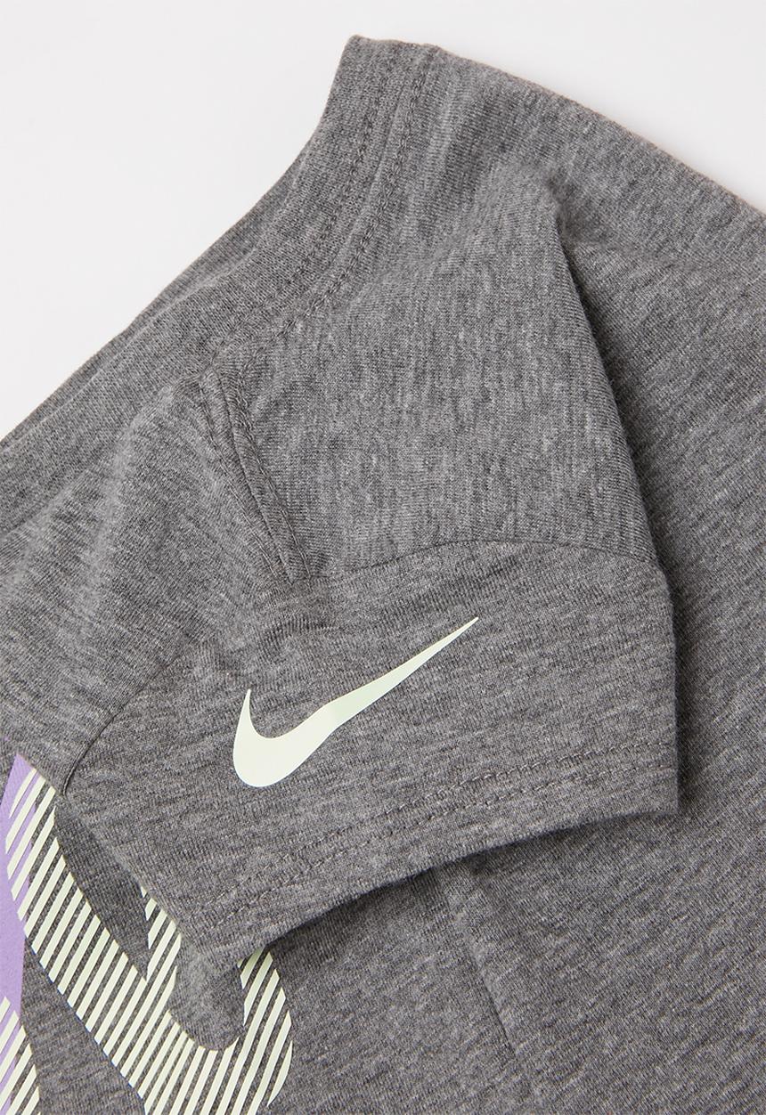 Nike - Nkg get outside nike tee - grey