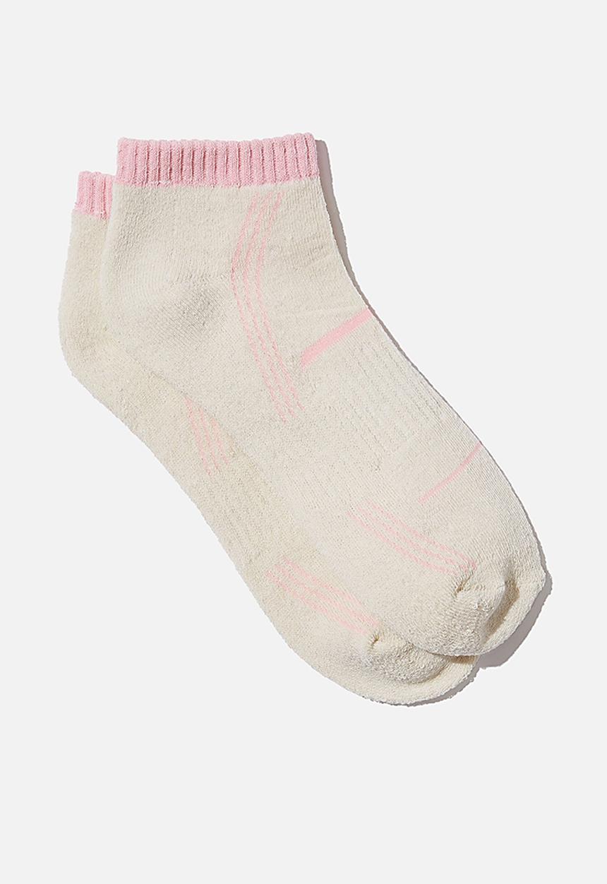 Cotton On - Reggie active basic sock - balm peach