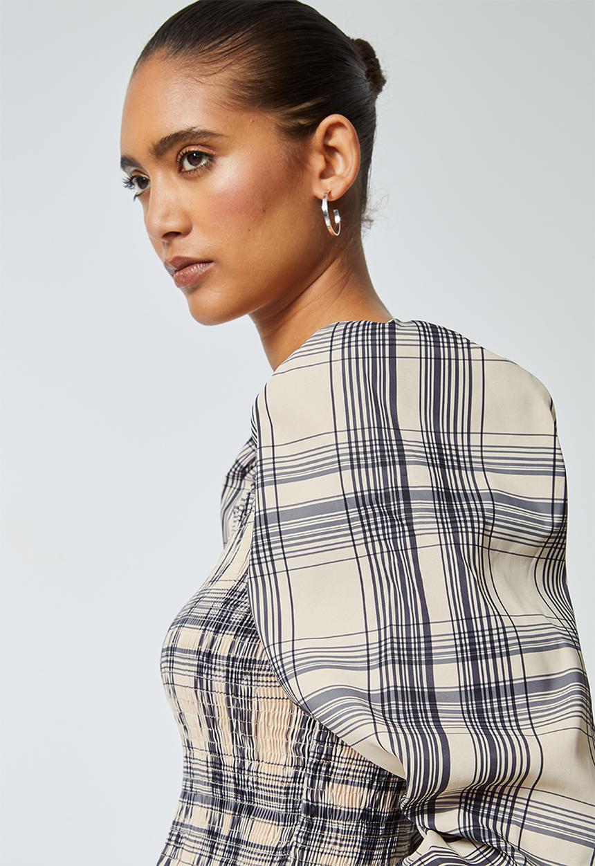 Superbalist - Puff sleeve shirred blouse - neutral & black