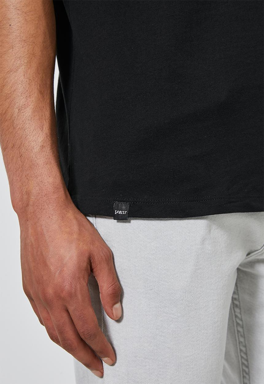 Superbalist - Barney longline curved hem tee - black