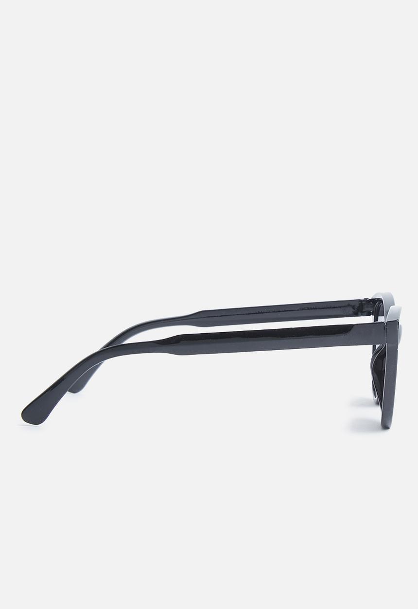 Superbalist - Kayla cateye sunglasses - black