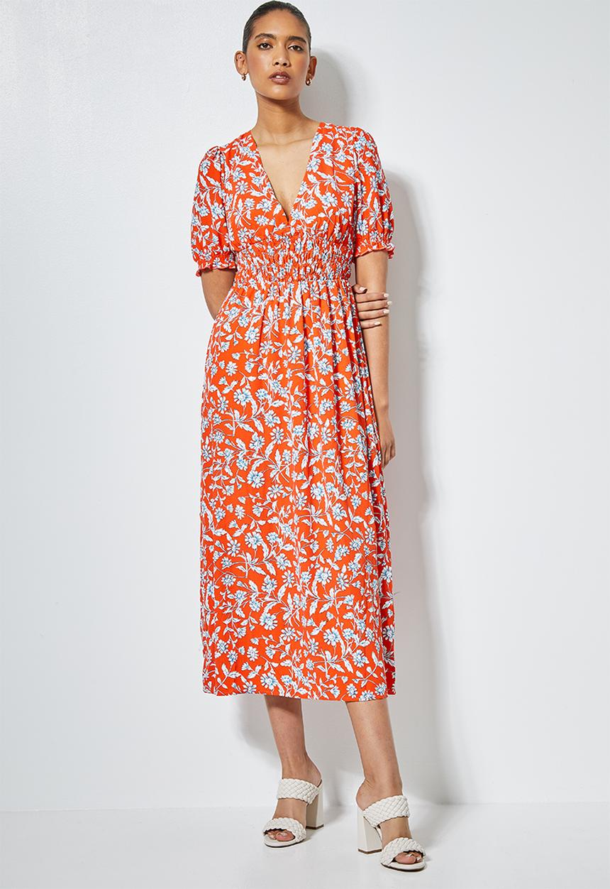 Superbalist - V-neck dress with shirred waist & open back - tangerine floral