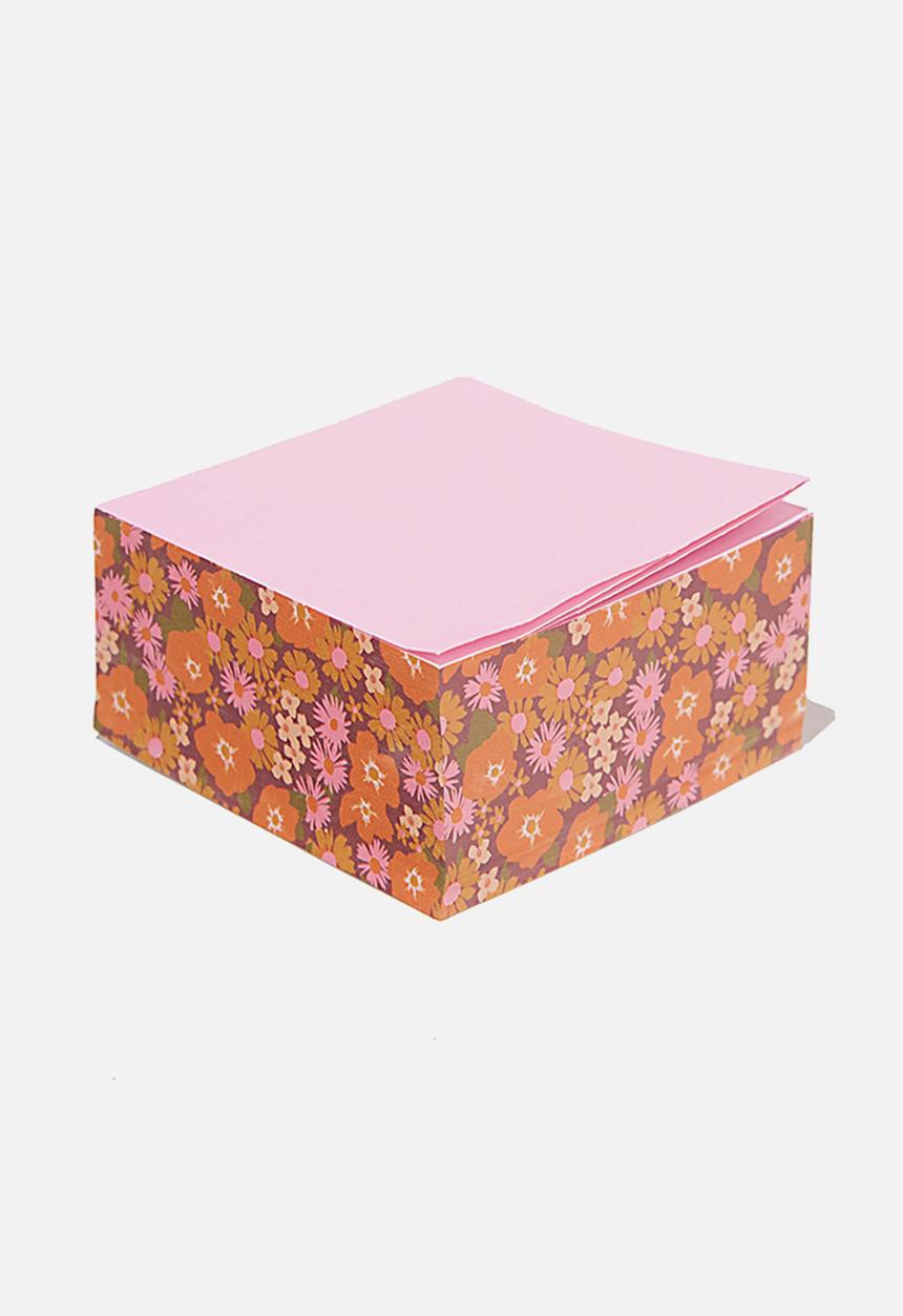 Typo - Memo block - stevie floral