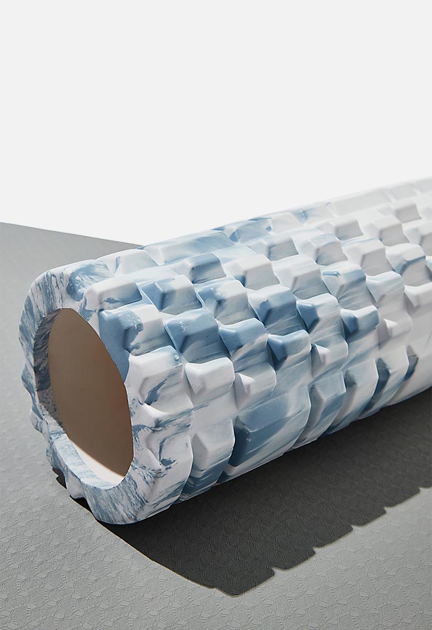 Cotton On - Foam roller - baby blue swirl