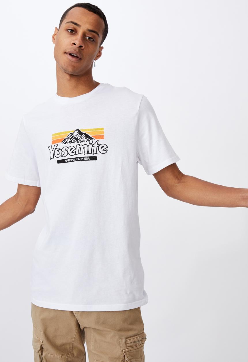 Cotton On - Yosemite national park tbar souvenir t-shirt - white