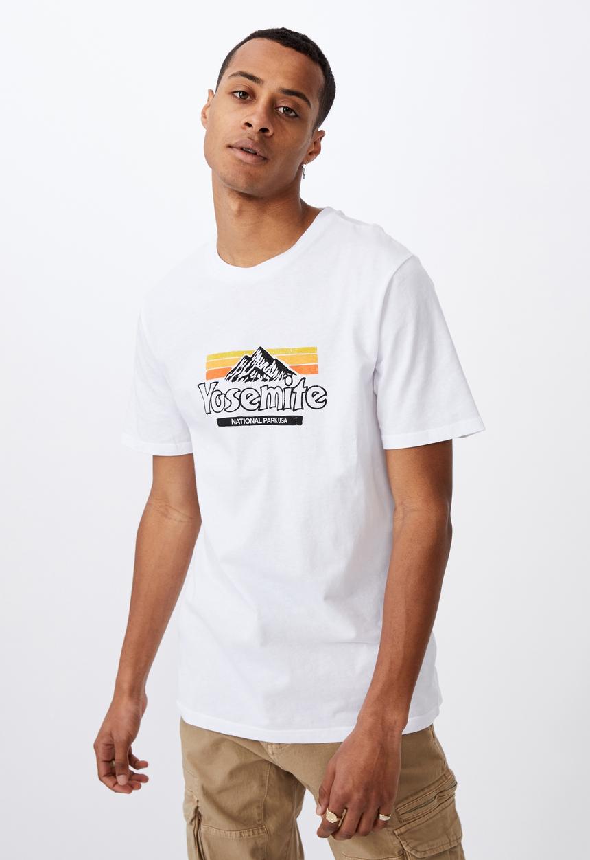 Cotton On - Yosemite national park tbar souvenir t-shirt - white