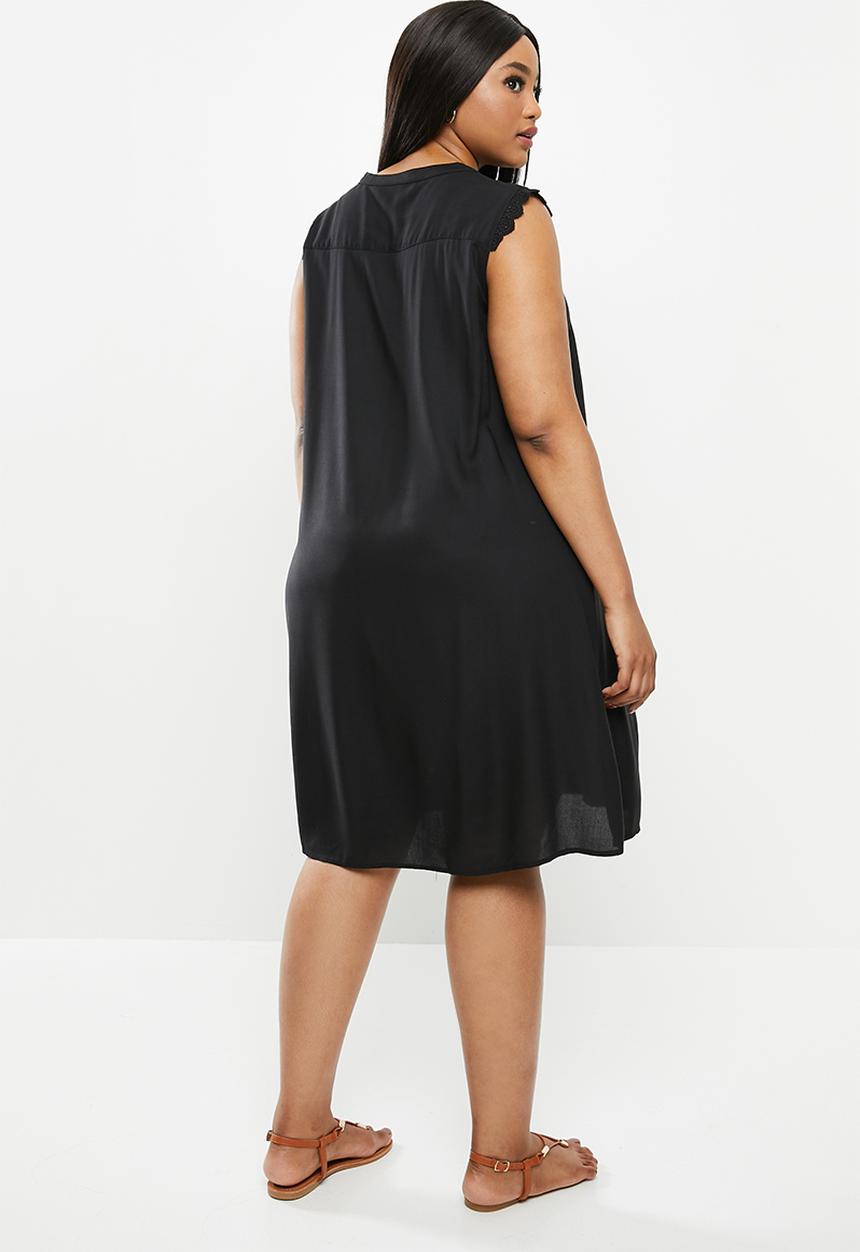 Carmakoma - Mumi short sleeve knee dress - black