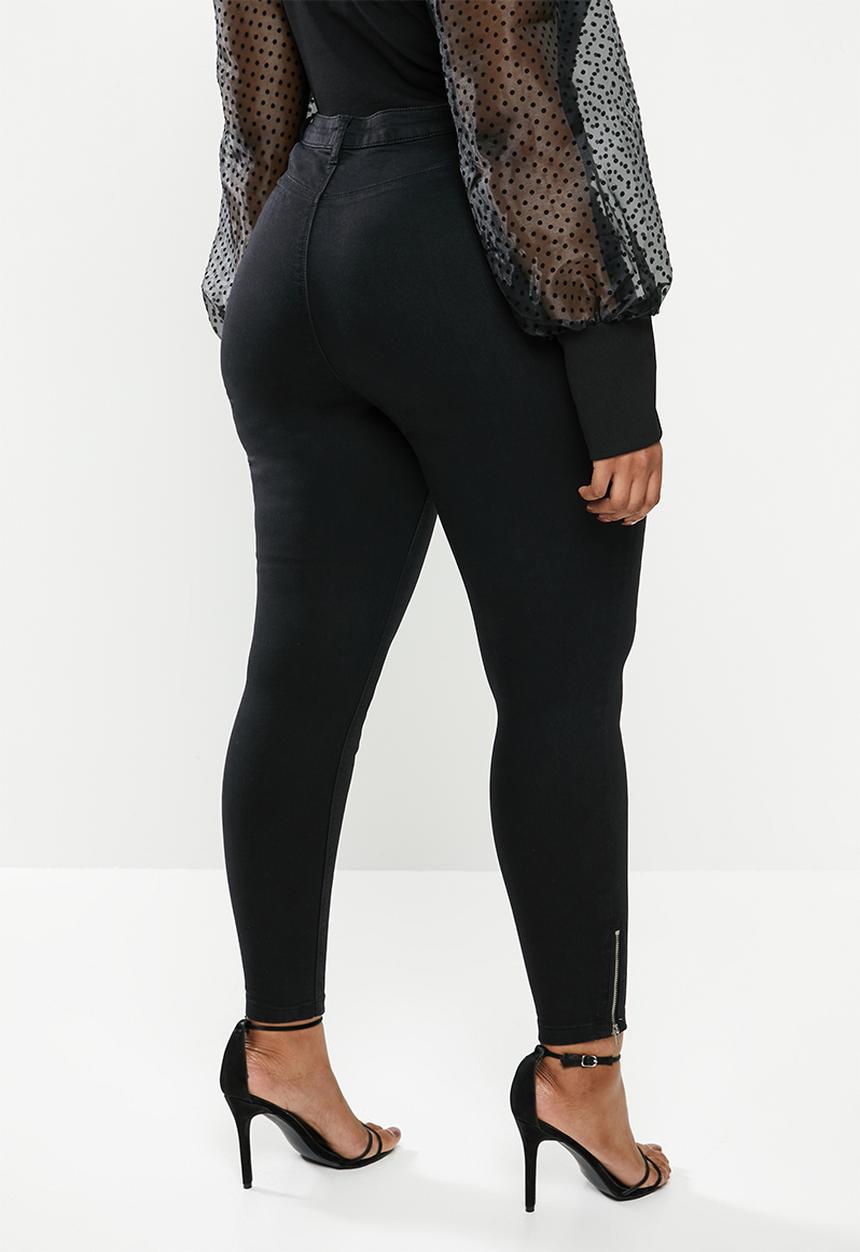 Missguided - Plus lawless supersoft ankle zip jean - black