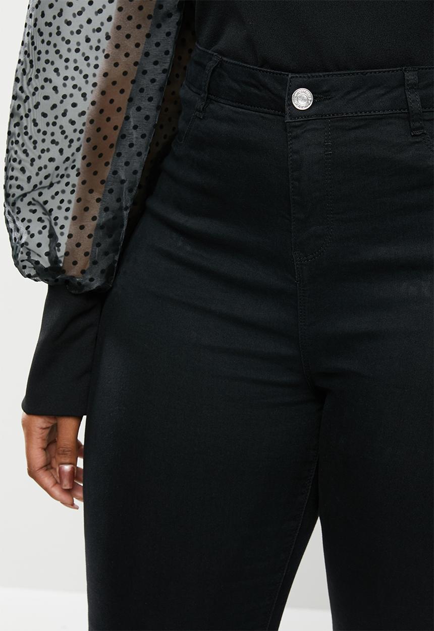 Missguided - Plus lawless supersoft ankle zip jean - black