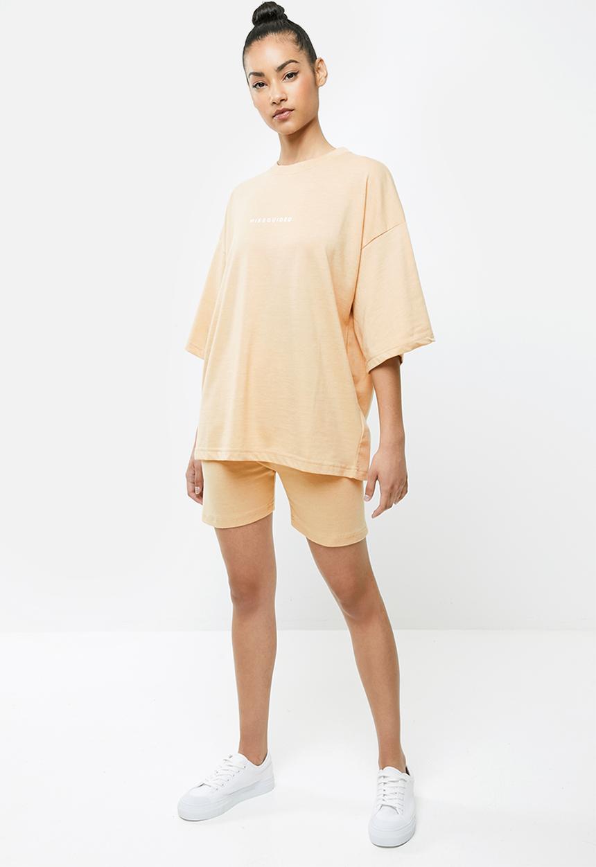 Missguided - Petite over sized T-shirt cycling short set - sand