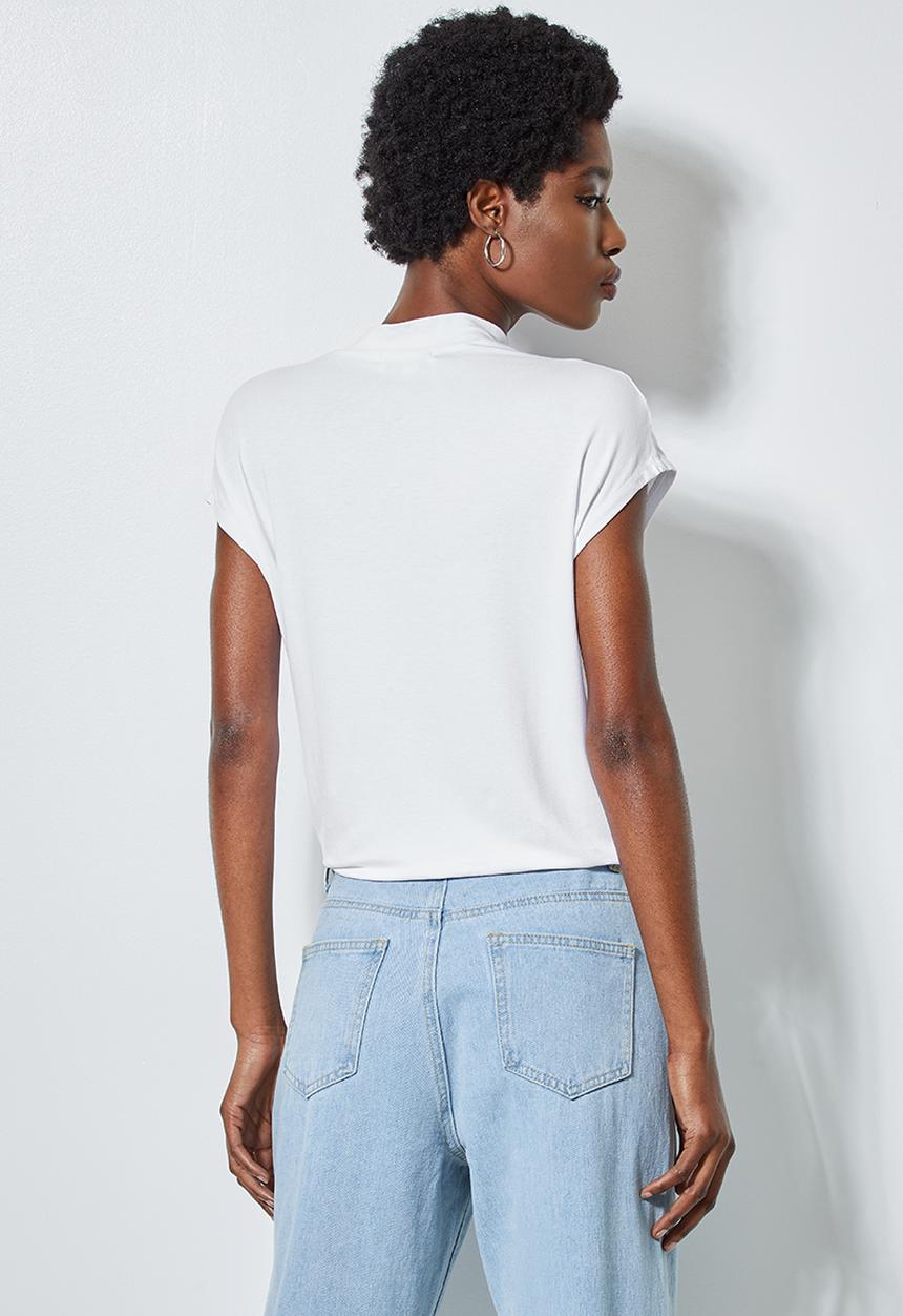 Superbalist - Hi neck tee with grown on sleeve - white