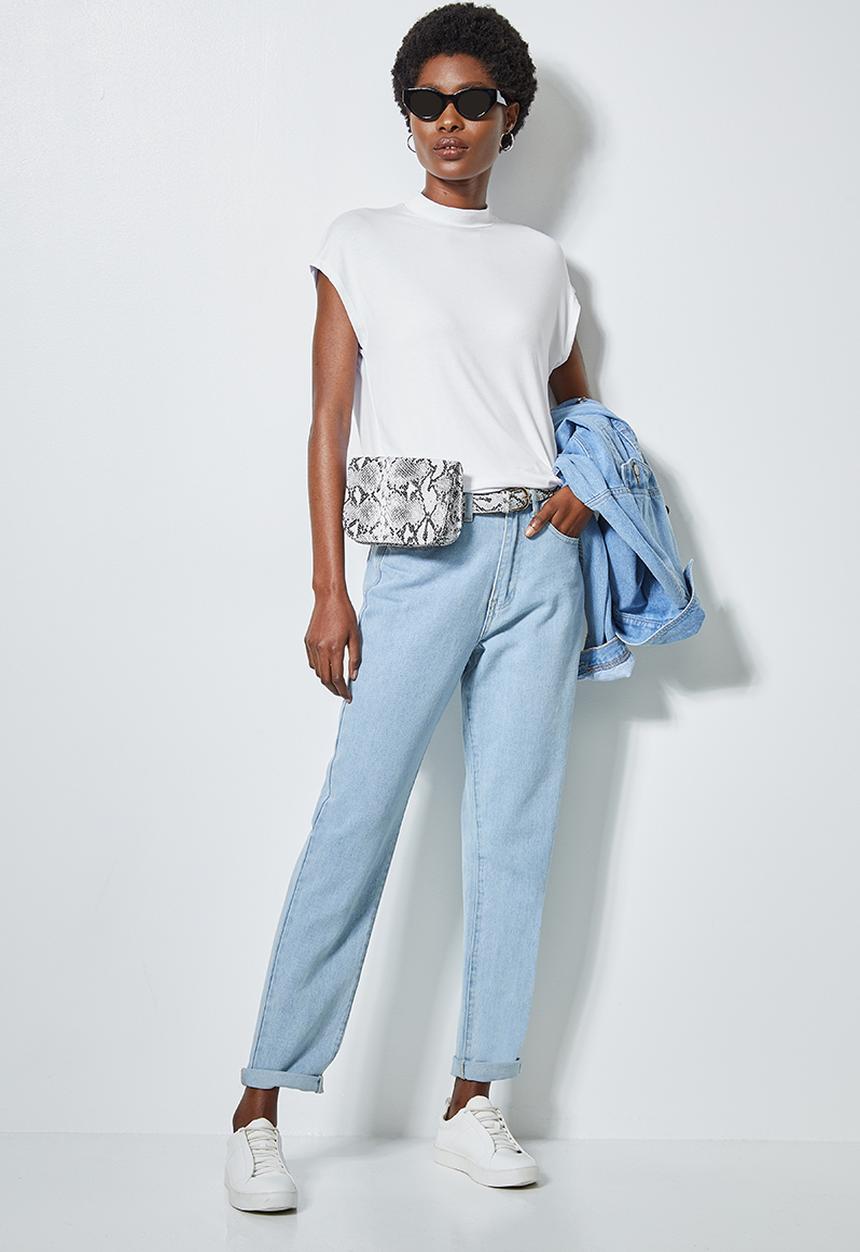 Superbalist - Hi neck tee with grown on sleeve - white