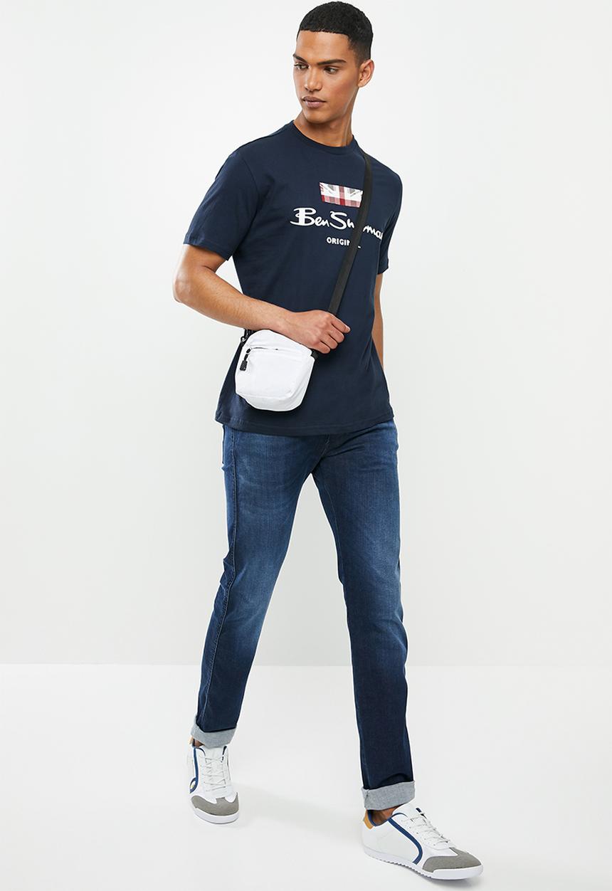 Ben Sherman - Chest print tee - navy