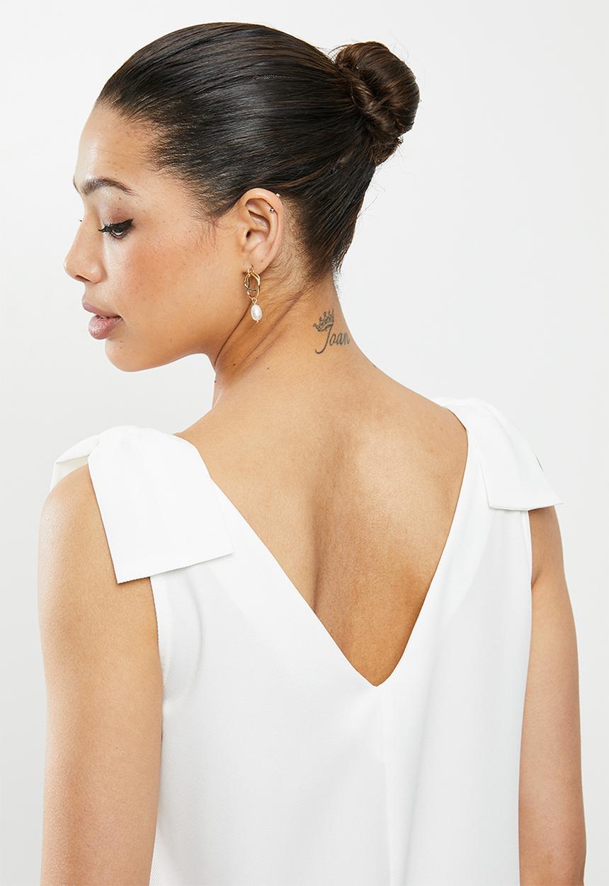 edit - Bow detail v-neck shift dress - milk white