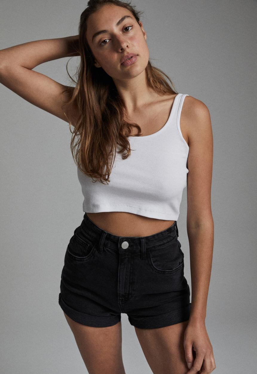 Cotton On - High rise classic stretch denim short - washed midnight black