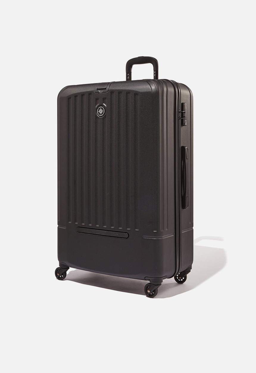 Typo - Lrg 28inch hard suitcase  - black