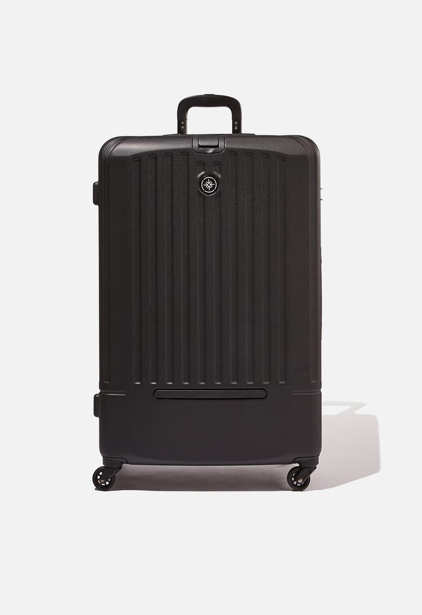 Typo - Lrg 28inch hard suitcase  - black
