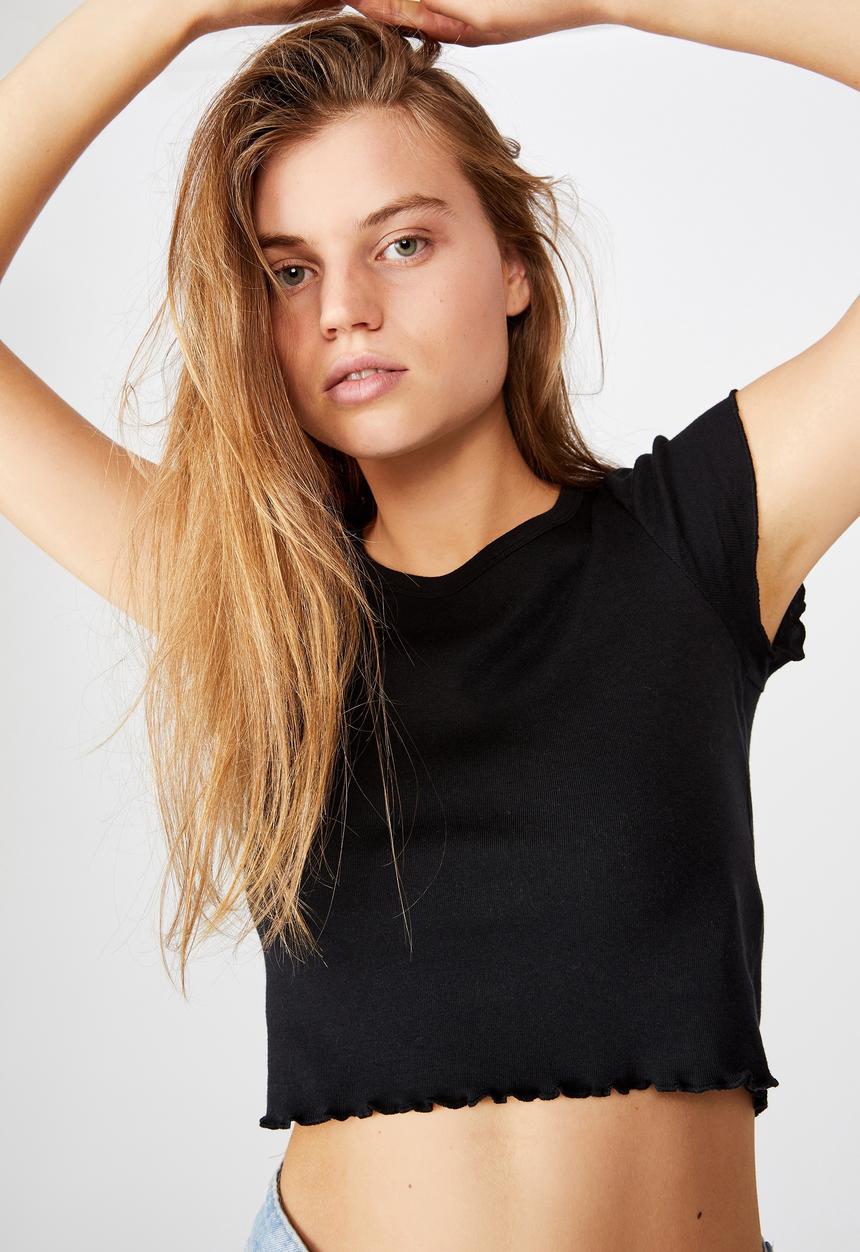 Cotton On - Turnback short sleeve top - black