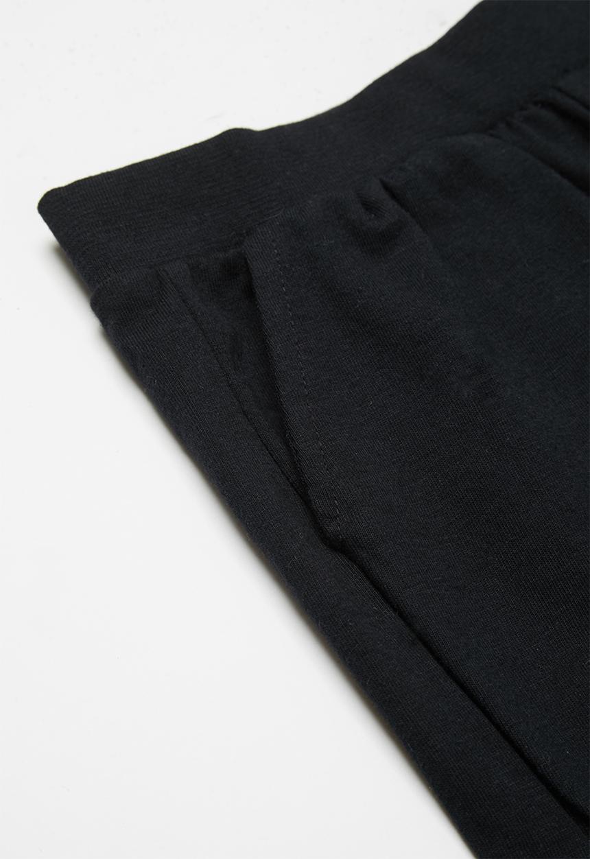 Rebel Republic - Easy elasticated short - black