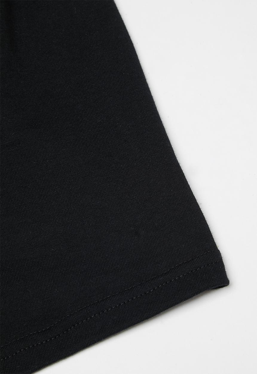 Rebel Republic - Easy elasticated short - black