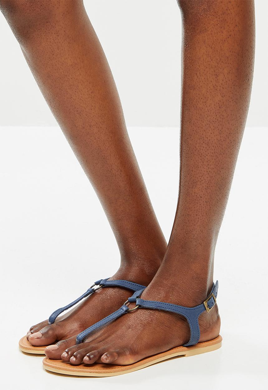 edit - Khanyi leather T-bar sandal  - navy