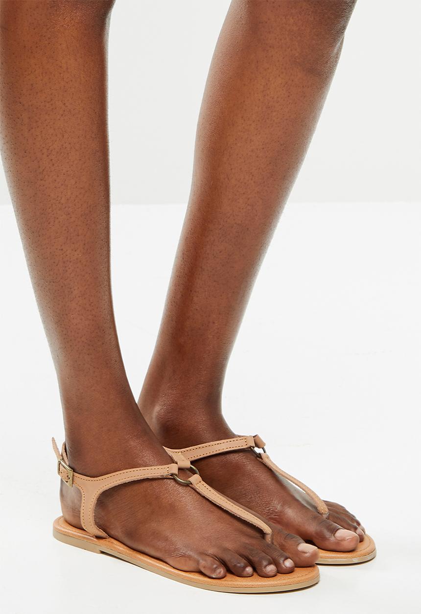 edit - Khanyi leather T-bar sandal - neutral