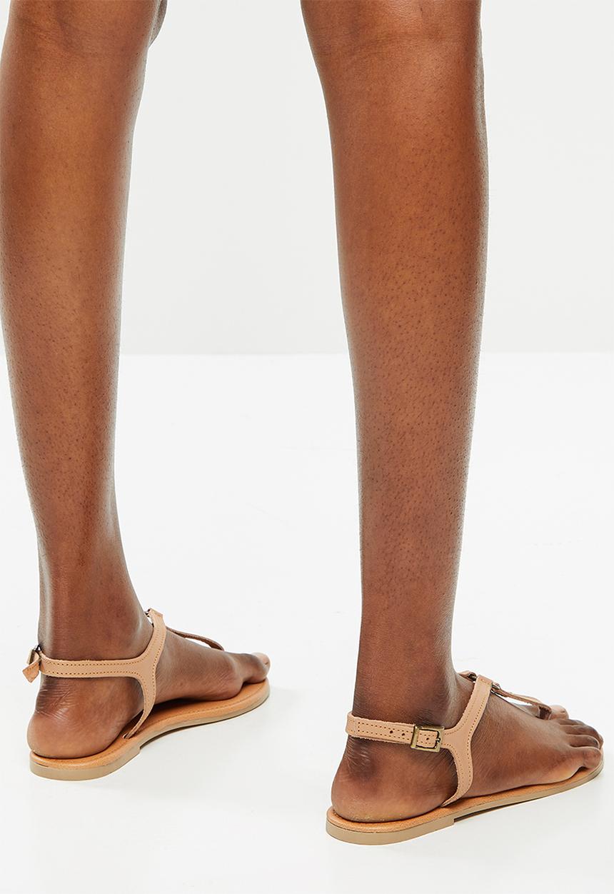 edit - Khanyi leather T-bar sandal - neutral