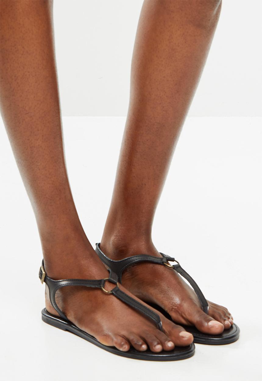 edit - Khanyi leather T-bar sandal - black