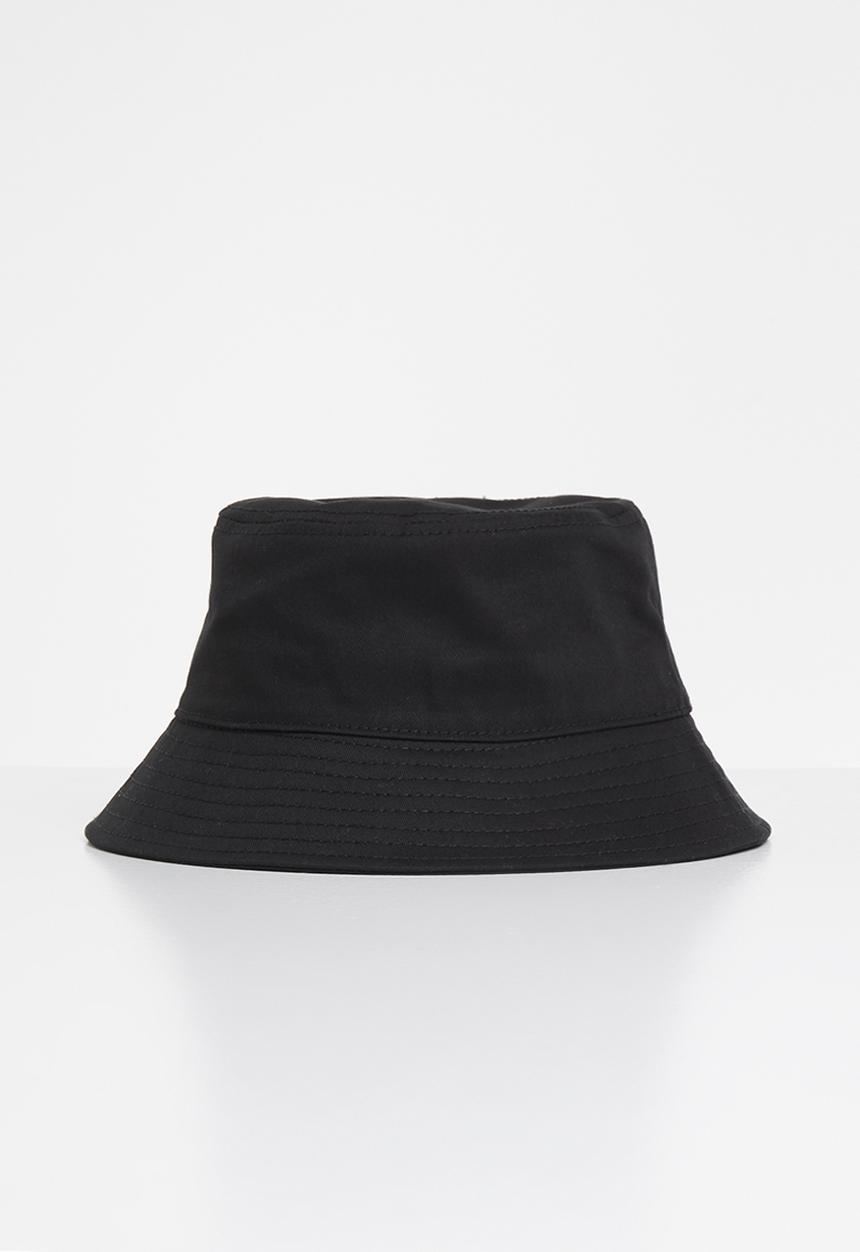 Superbalist - Jamie bucket hat - black
