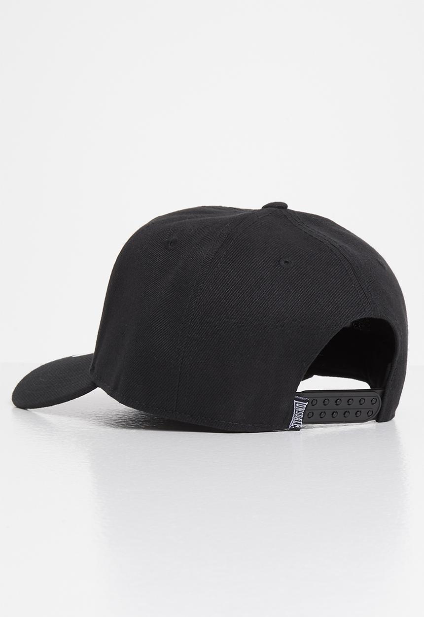 Lonsdale - Peak cap lion logo - black