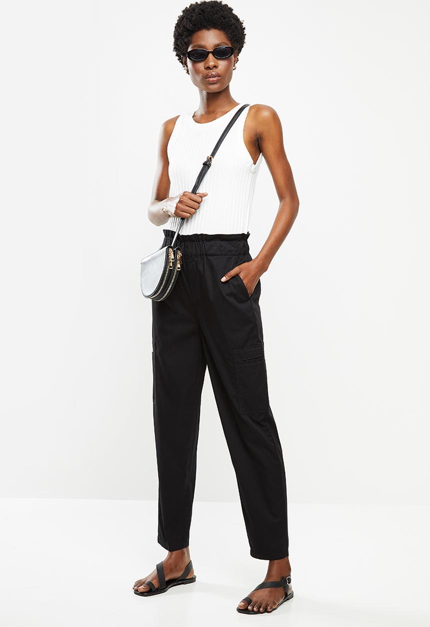Jacqueline de Yong - Kara life straight pocket pant - black