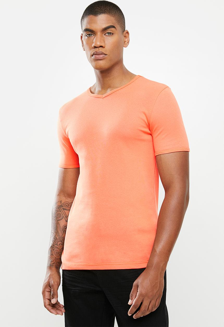 STYLE REPUBLIC - Ace V-neck muscle tee - coral