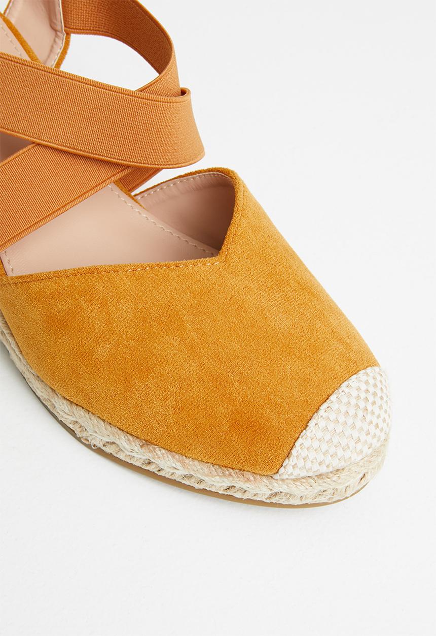 Butterfly Feet - Alton wedge - tan