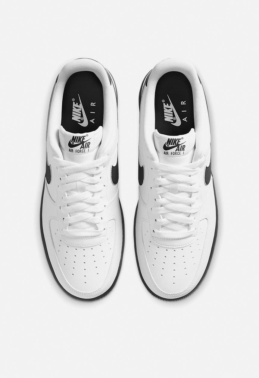 Nike - Air Force 1 '07 - white / black