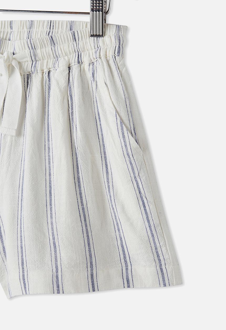 Free by Cotton On - Chelsea woven short - white & blue 