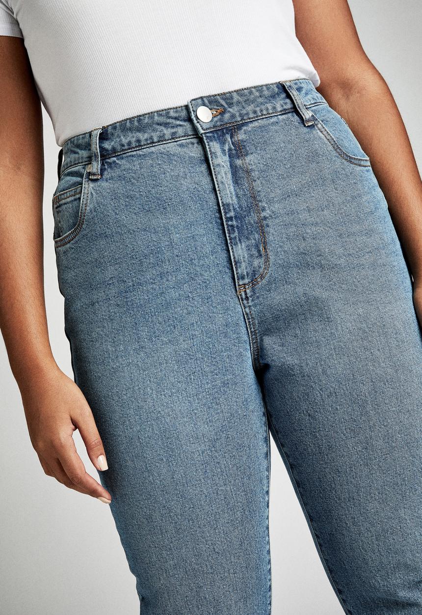 Cotton On - Curve taylor mom jean - boston blue