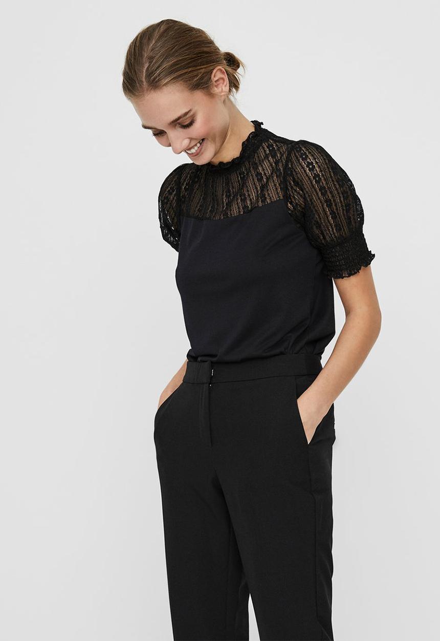Vero Moda - Emilia lace top - black