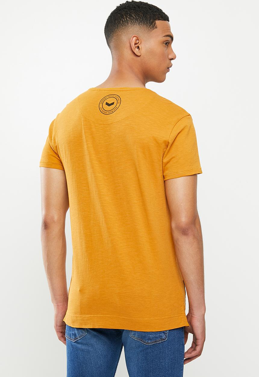 S.P.C.C - Rangoon fashion side slit straight hem T-shirt - yellow 