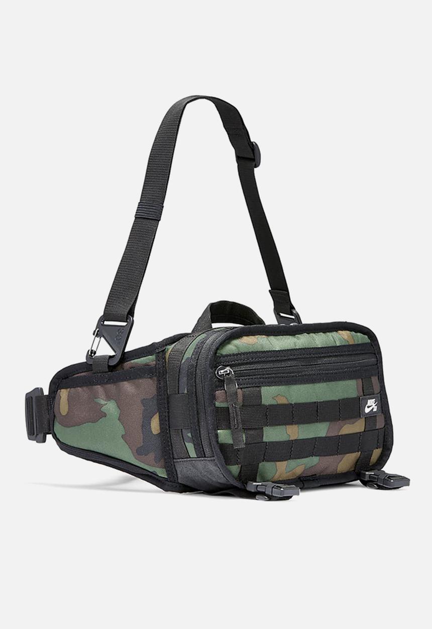 Nike - Nike sb waistbag - black & khaki 