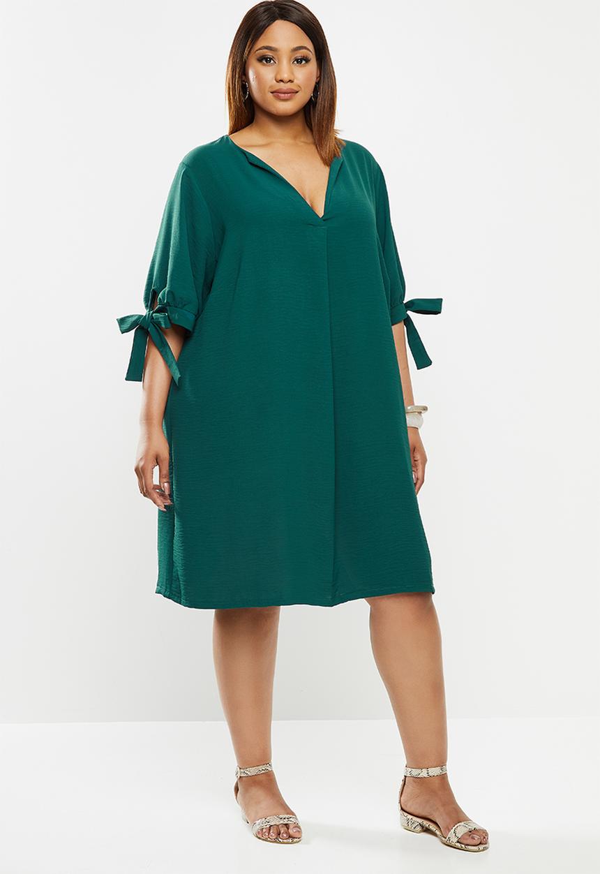 edit Plus - Notch neck tie sleeve shift dress - emerald