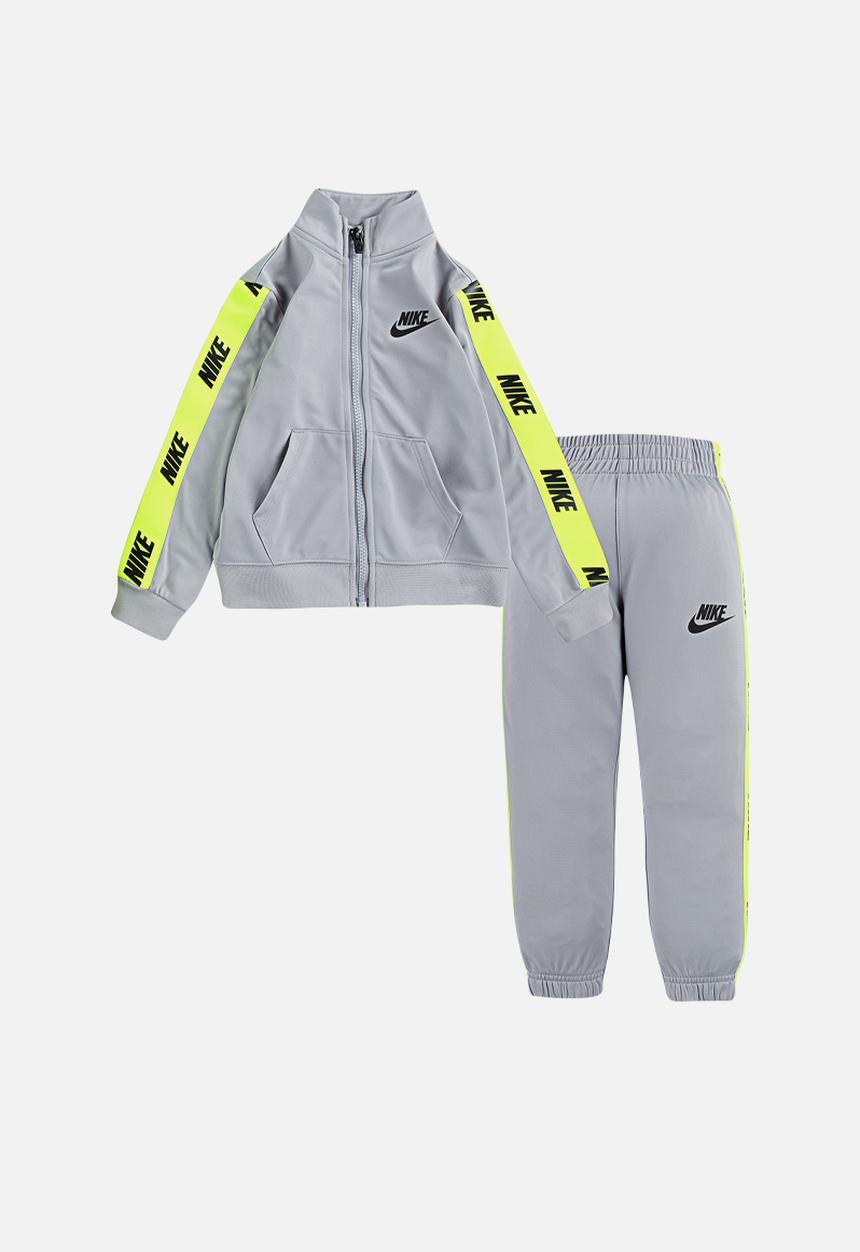 Nike - Nsw Nike tricot set - grey & yellow 