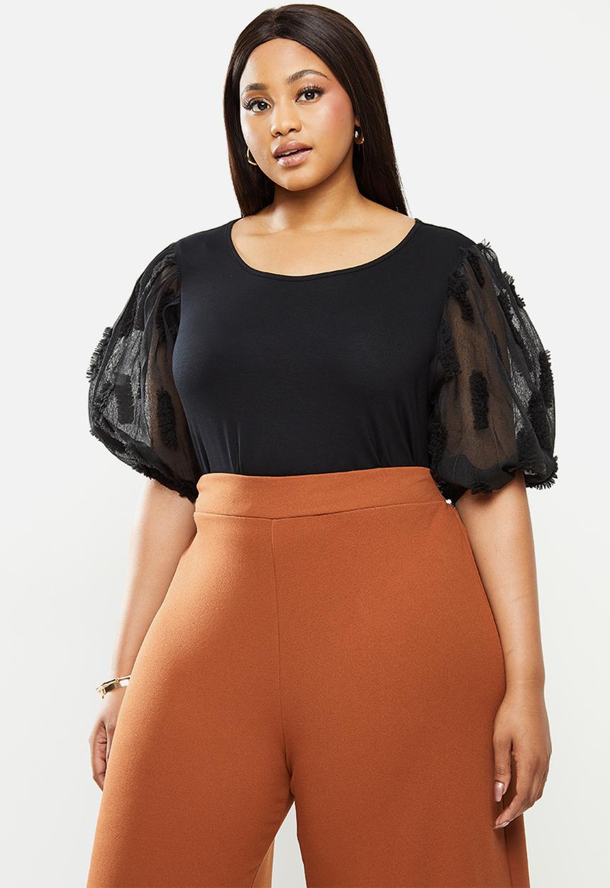 Me&B - Plus combo tee with 3d organza puff sleeves - black 