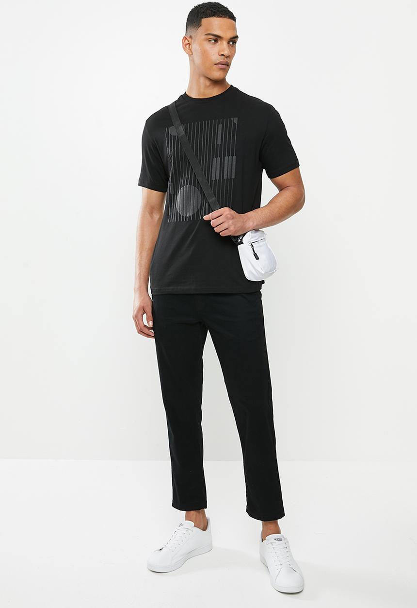 Ben Sherman - Lines and dots logo tee - black