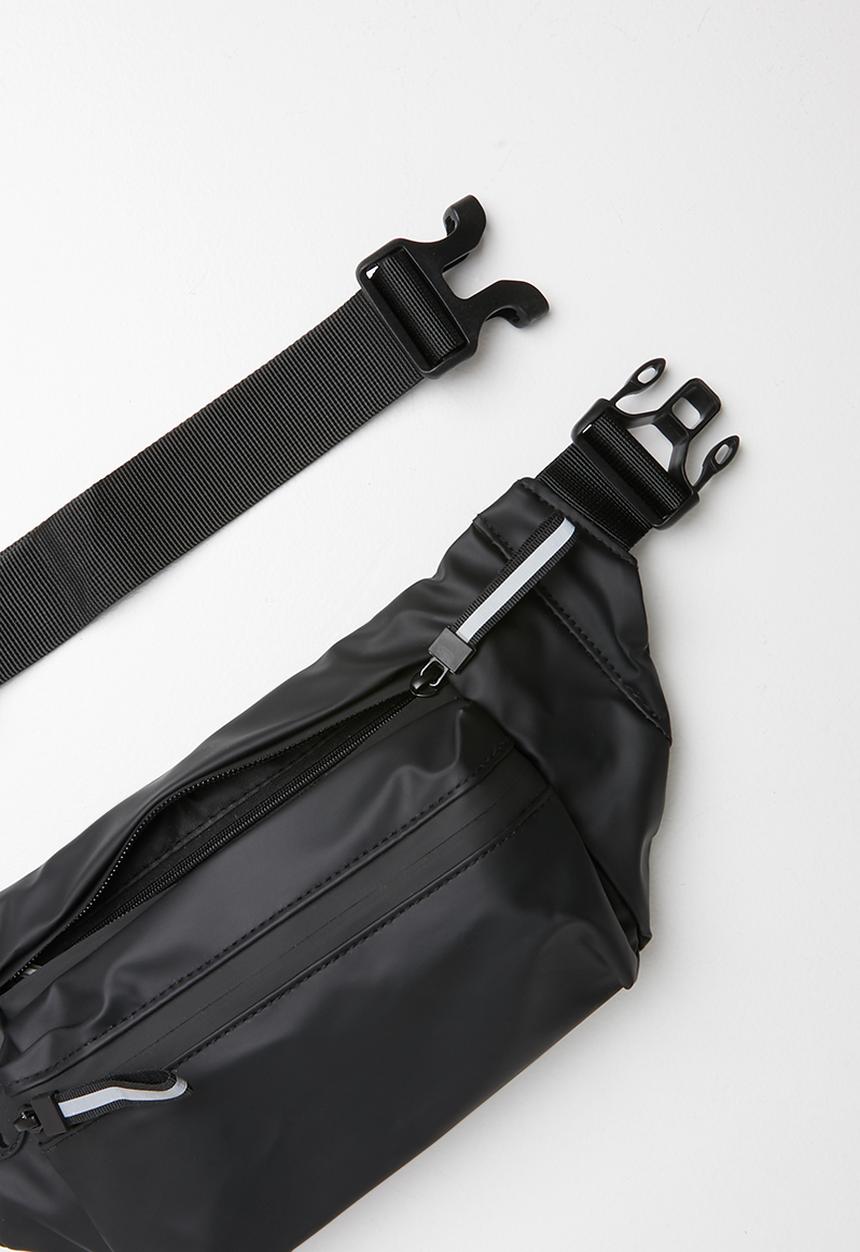 Superbalist - Brandon waist bag - black