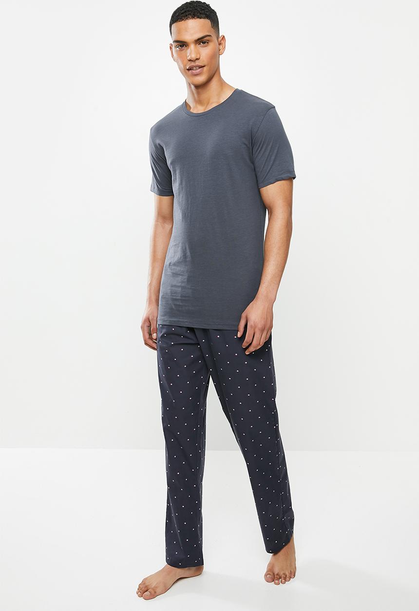 Superbalist - Scoop neck tee & woven pants set - multi