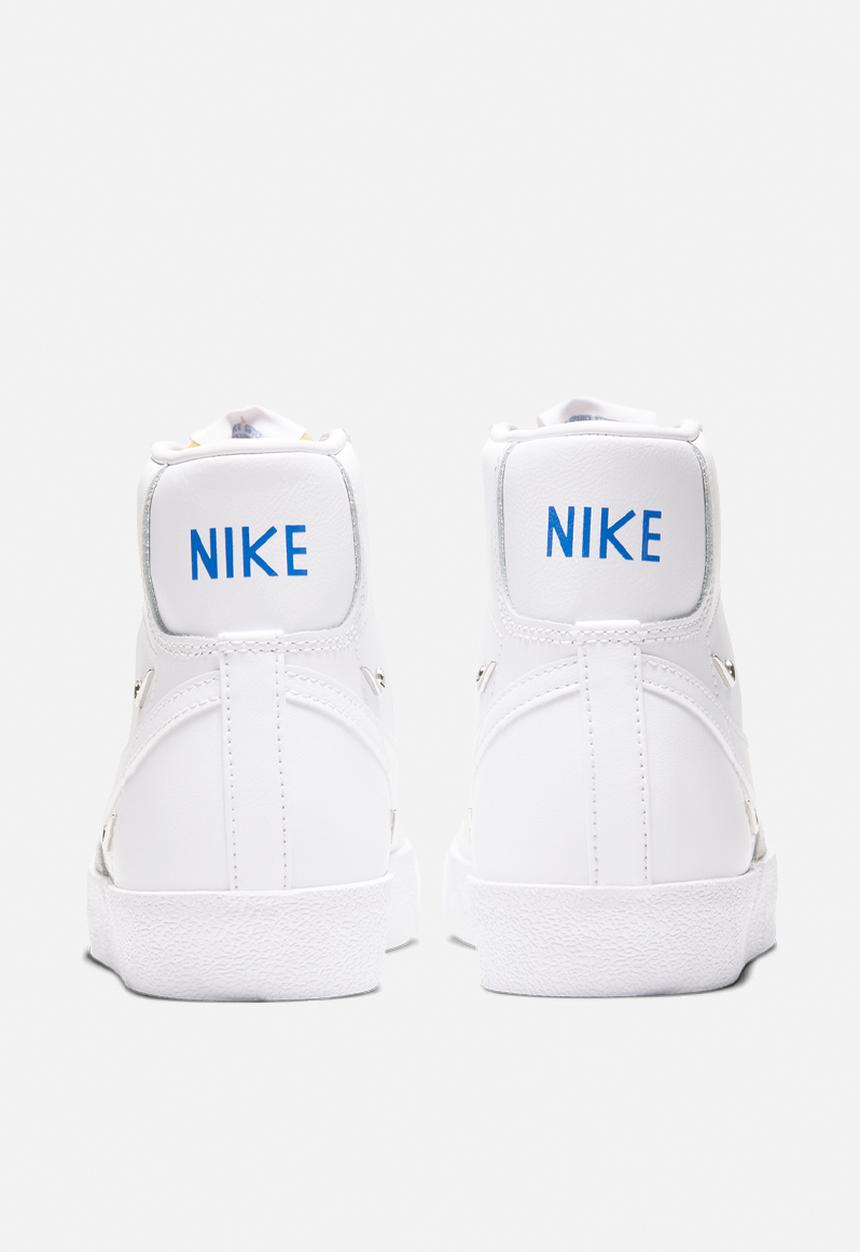 Nike - Blazer mid '77 se  - white / white-hyper royal