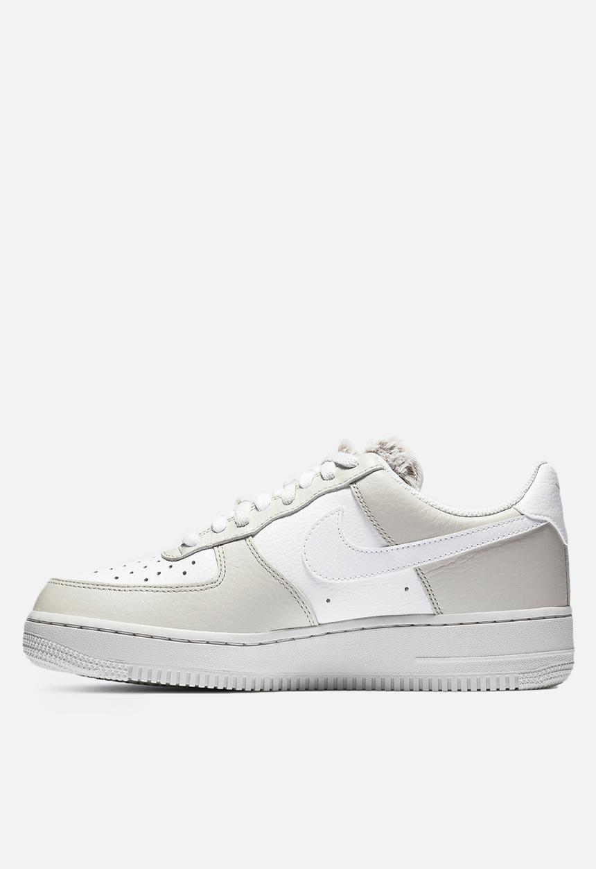 Nike - Air Force 1 '07  - light bone / white-photon dust-life lime