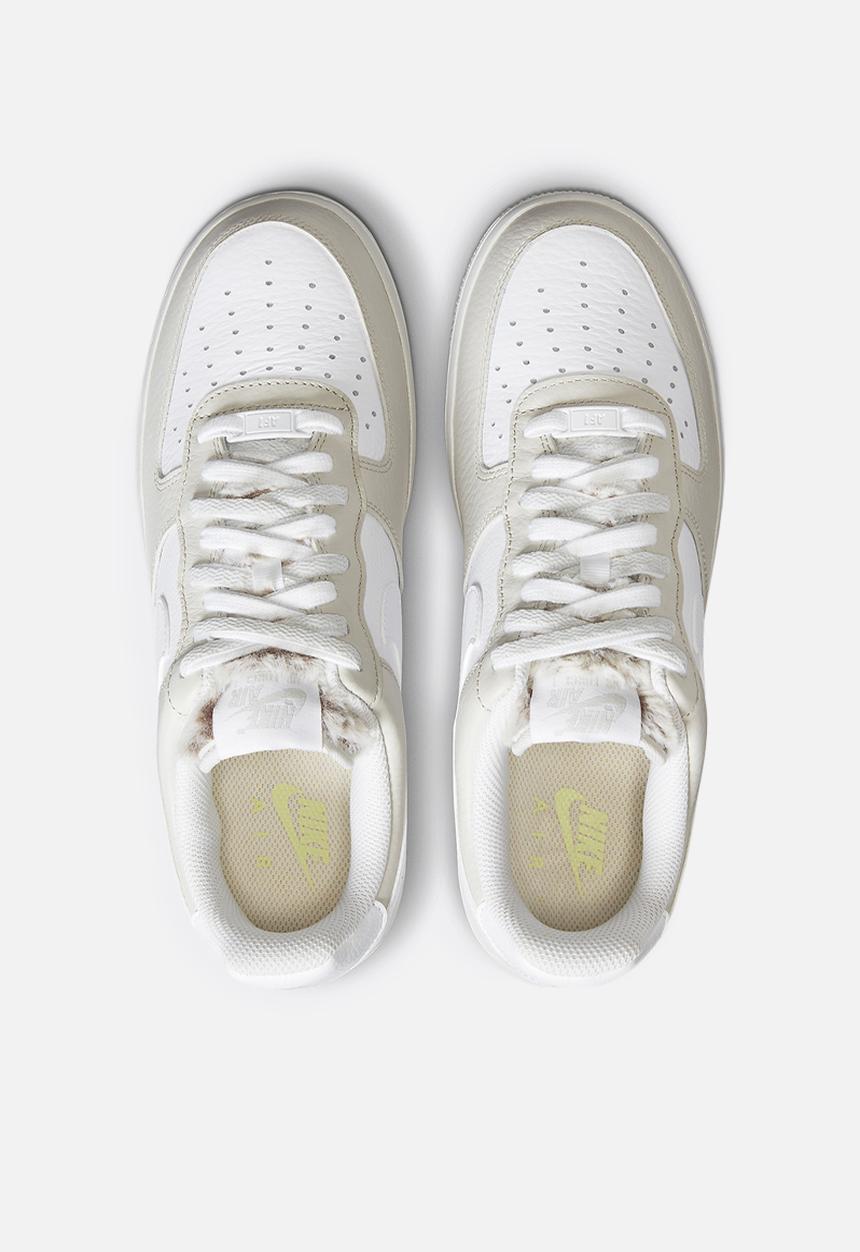 Nike - Air Force 1 '07  - light bone / white-photon dust-life lime